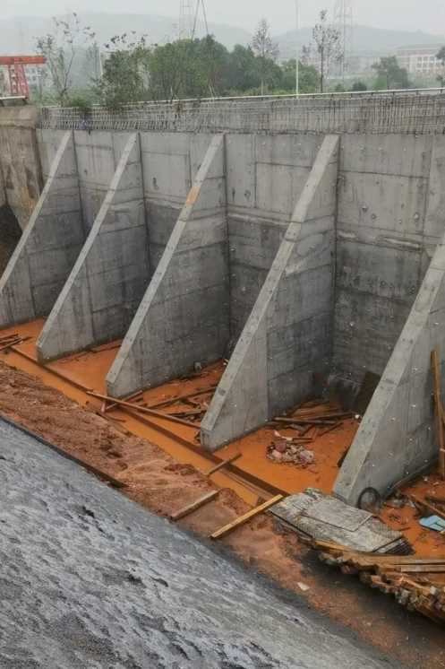 泰州高港区锚杆式挡土墙