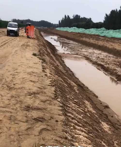 泰州高港区河道降水